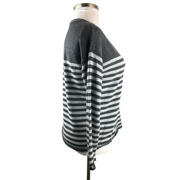 Eileen Fisher 100% Merino Wool V-Neck Sweater Striped Gray Women's Size Small - Picture 4 of 9